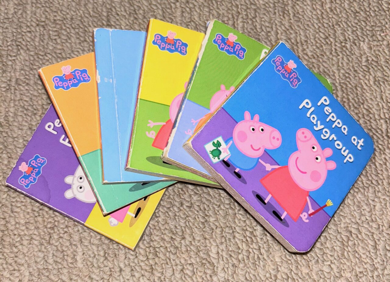 Peppa pigの使い古した絵本たち